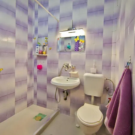 Apartment Perla 2-bdrm In The Heart Of The